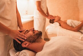 Dukley Hotel & Resort