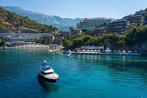 Dukley Hotel & Resort