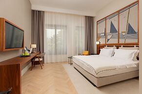 Dukley Hotel & Resort