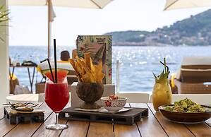 Dukley Hotel & Resort