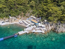 Dukley Hotel & Resort