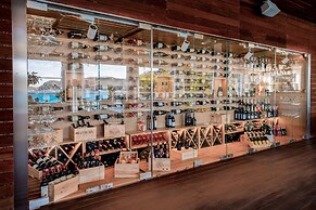 Dukley Hotel & Resort