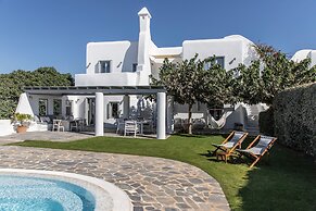 Aqua Breeze Villas Naxos