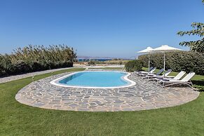 Aqua Breeze Villas Naxos