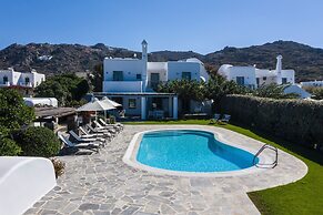Aqua Breeze Villas Naxos
