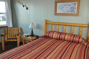 The Voyageurs' Lodge