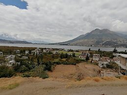 Hostal y Complejo recreacional La Playita de Monse