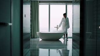 Four Seasons Hotel Kuwait at Burj Alshaya