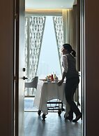 Four Seasons Hotel Kuwait at Burj Alshaya