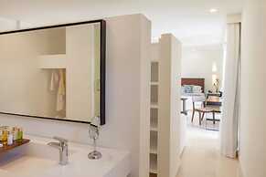 Nacar Hotel Cartagena, Curio Collection by Hilton