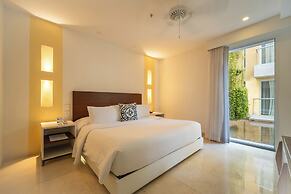 Nacar Hotel Cartagena, Curio Collection by Hilton