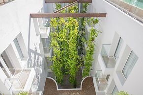 Nacar Hotel Cartagena, Curio Collection by Hilton