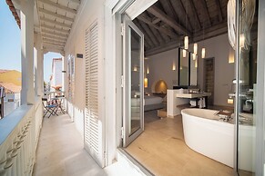 Nacar Hotel Cartagena, Curio Collection by Hilton