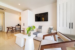 Nacar Hotel Cartagena, Curio Collection by Hilton