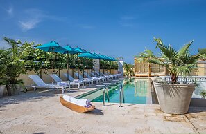 Nacar Hotel Cartagena, Curio Collection by Hilton