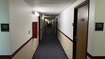 Newton Inn In Newton, KS