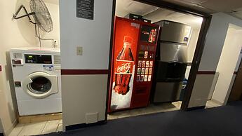 Newton Inn In Newton, KS