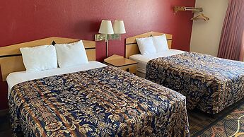 Newton Inn In Newton, KS