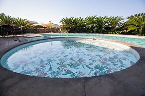 Libentia Hotel & Pool Villa