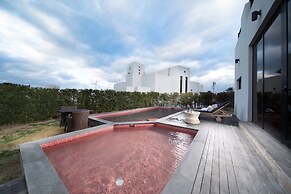 Libentia Hotel & Pool Villa