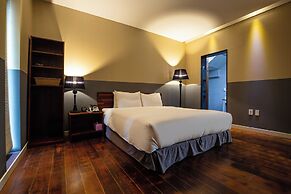 Libentia Hotel & Pool Villa