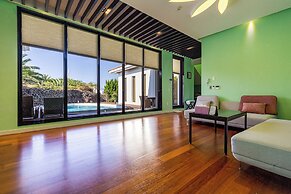 Libentia Hotel & Pool Villa