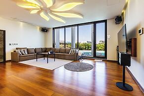 Libentia Hotel & Pool Villa