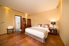 Libentia Hotel & Pool Villa