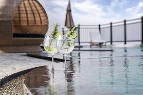 Libentia Hotel & Pool Villa