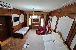 Venice My Friends Canal View