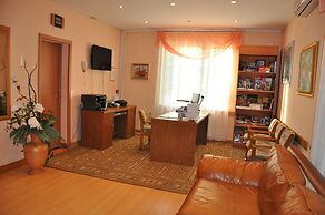 West Hotel