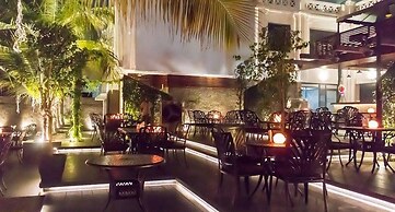 Aarya Grand Hotels & Resorts