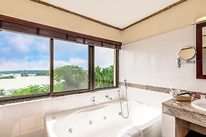 Chobe Safari Lodge | East Africa Uganda