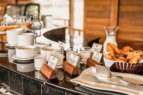 Chobe Safari Lodge | East Africa Uganda