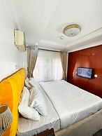 Lake 47 Suites