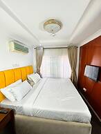 Lake 47 Suites