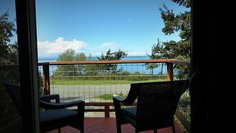 GreenHouse Inn by the Bay