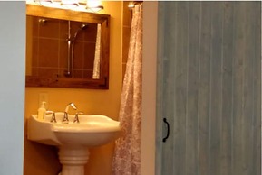 GreenHouse Inn by the Bay