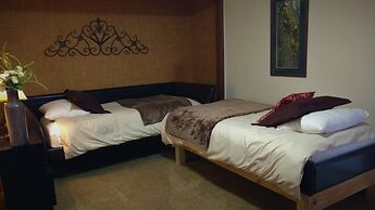 GreenHouse Inn by the Bay