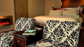 GreenHouse Inn by the Bay