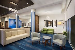 Holiday Inn Express & Suites McAllen - Medical Center Area by IHG
