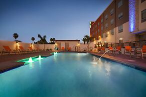 Holiday Inn Express & Suites McAllen - Medical Center Area by IHG