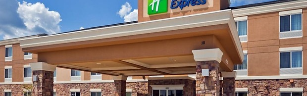 Holiday Inn Express & Suites McAllen - Medical Center Area by IHG