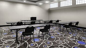 Holiday Inn Express Kansas City Downtown by IHG