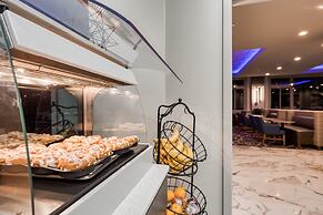 Holiday Inn Express Kansas City Downtown by IHG