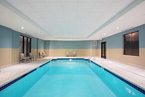 Holiday Inn Express & Suites Owings Mills-Baltimore Area by IHG