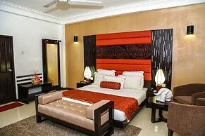 Oak Ray Elephant Lake