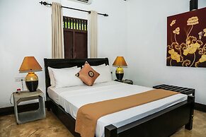 Oak Ray Elephant Lake