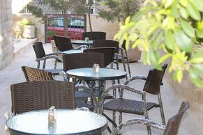 Jabal Amman Hotel