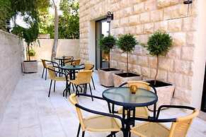Jabal Amman Hotel